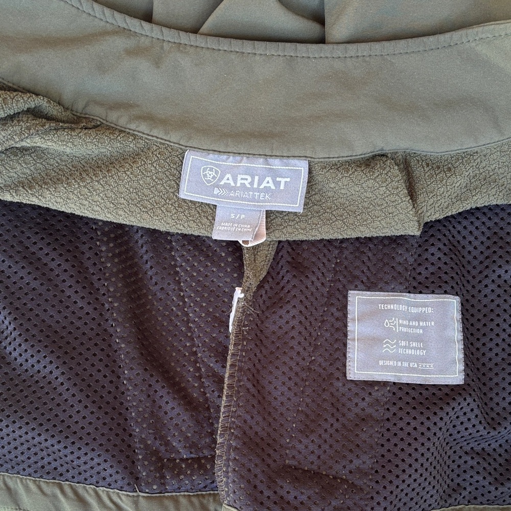 Ariat Olive Green Softshell Jacket - image 2